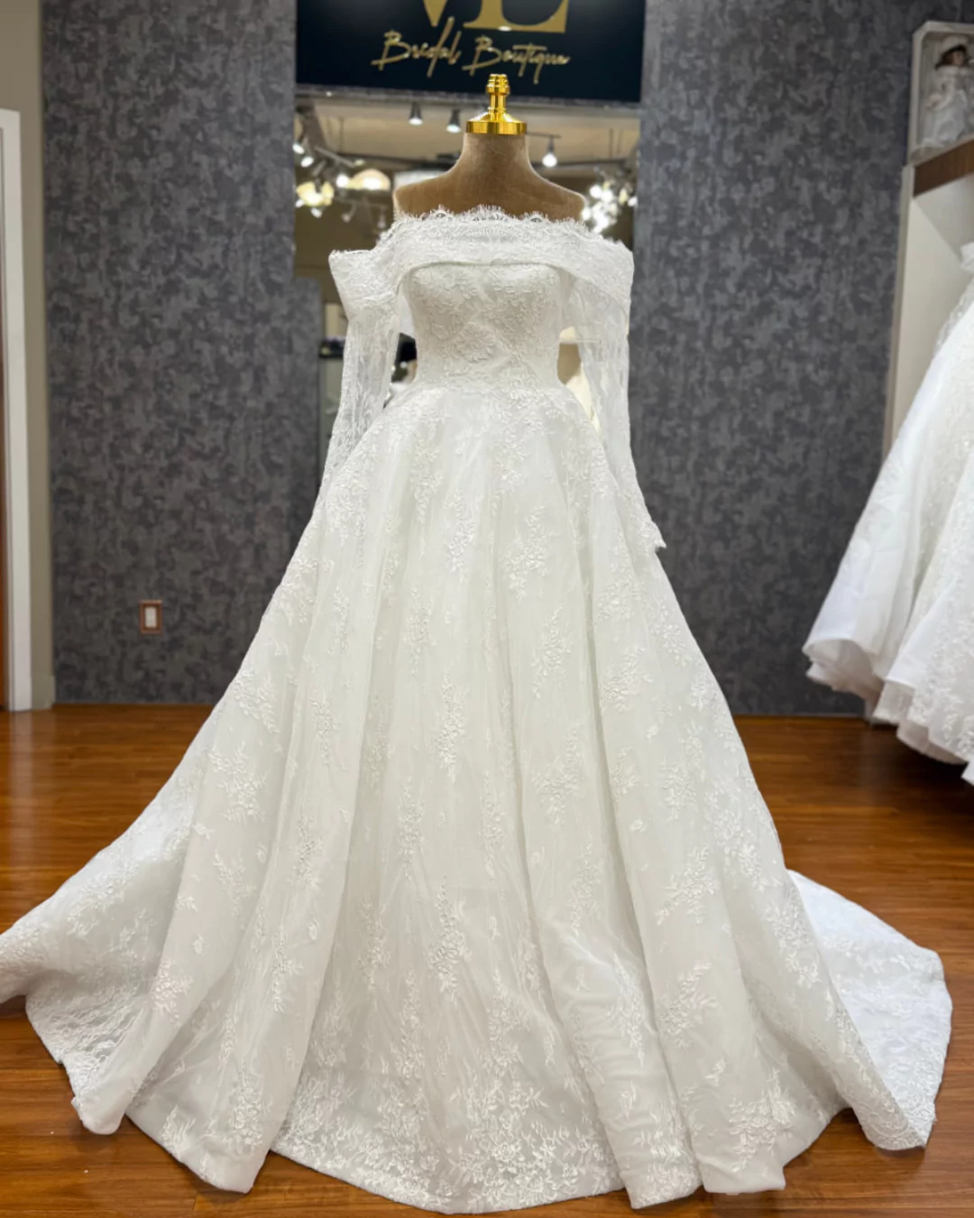 veil and lace dress (4)